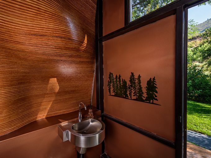 USA Today America's Best Bathrooms 2015: Mintum, CO Featuring 8935-EB Basin USA Today America's Best Bathrooms 2015: Mintum, CO Featuring 8935-EB Basin